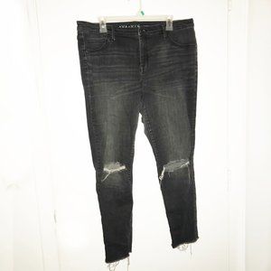 Plus Grey Distressed Jeggings